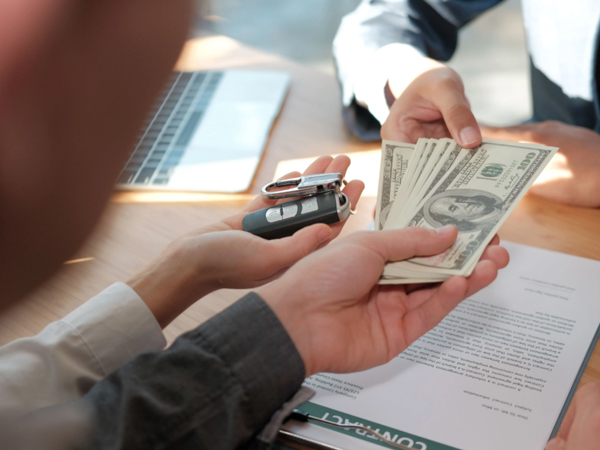 怀化讨债公司分享债务纠纷解决途径对比：诉讼与委托催收的成本收益分析